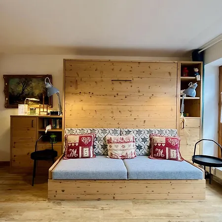 Haus Baur, Dorfstadl 37 Oder Heustadl 38 * Oberstdorf