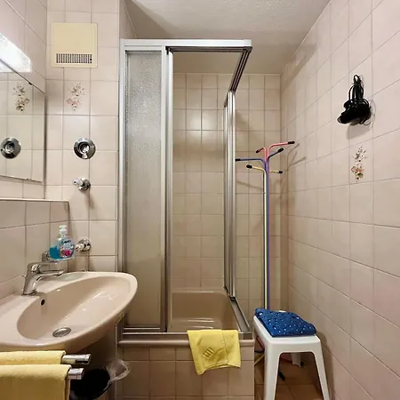 Haus Baur, Dorfstadl 37 Oder Heustadl 38