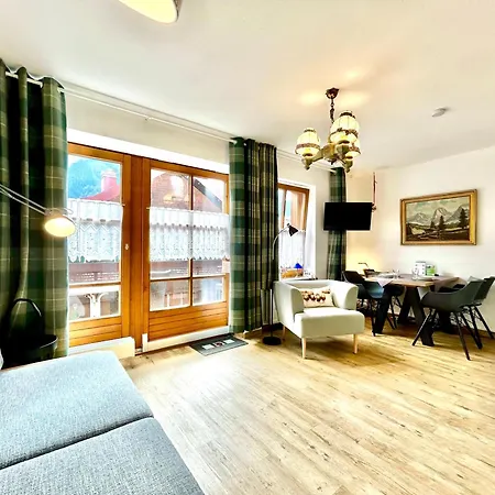 Latscha Apartment *